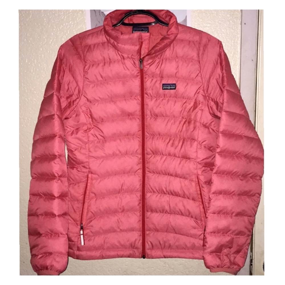 • SOLD • 💗 Patagonia Nano Jacket (Down) - Picture 2 of 8